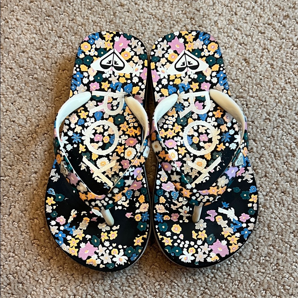 Kate Spad Kids Floral Flip Flops - Black and Multicolor